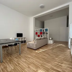 Open Space2 D'apulia11 Apartment Milan